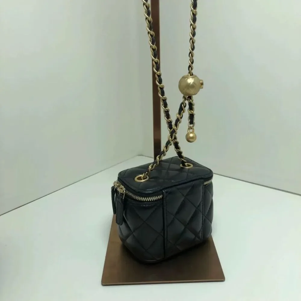 Chanel Women Pre-Loved Bag Very Good Condition